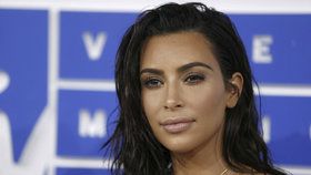Kvůli přepadení Kim Kardashian zatkli 16 lidí.