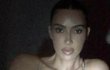 Kim Kardashian v podprsence Gucci