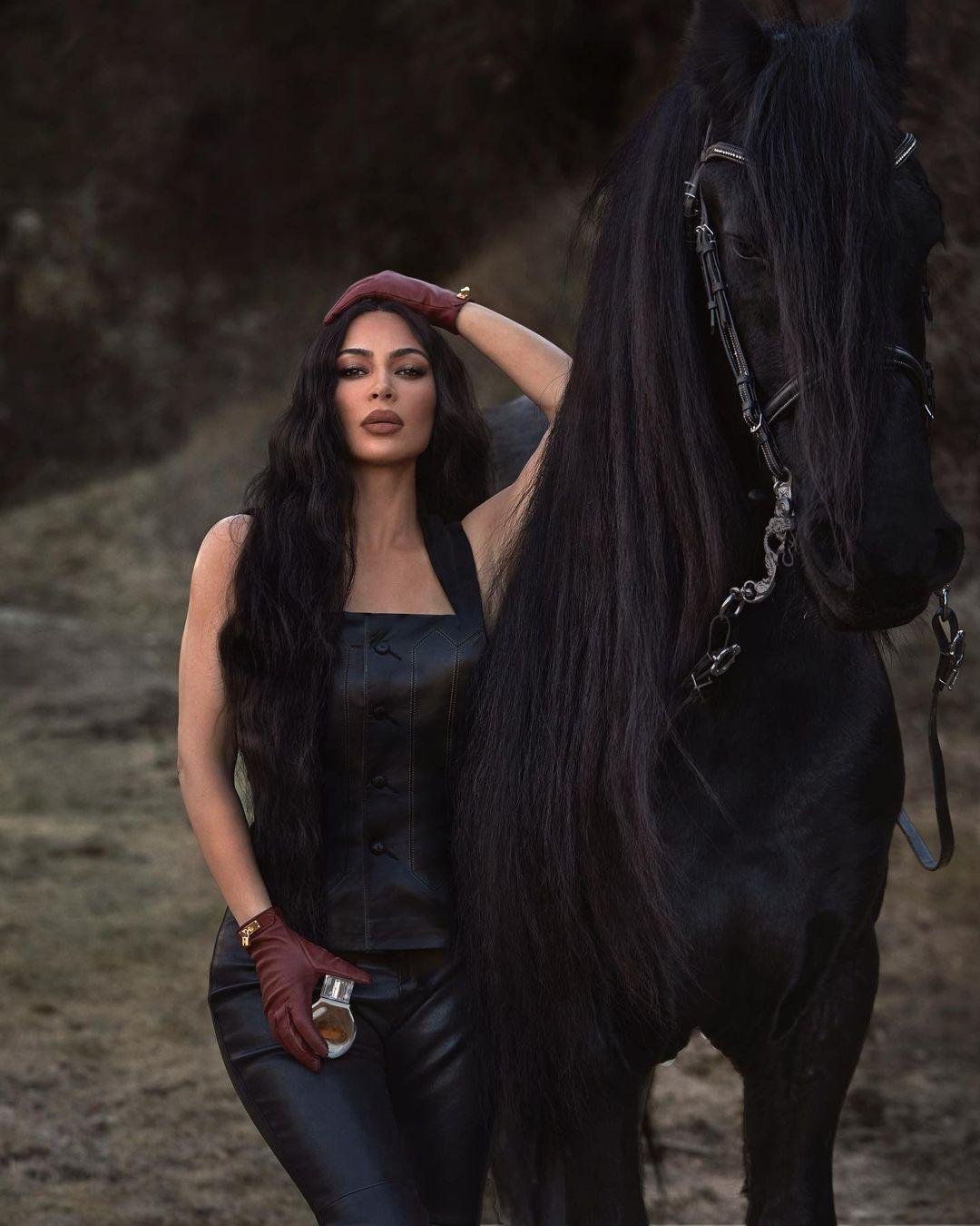Kim Kardashianová utrácela za koně.