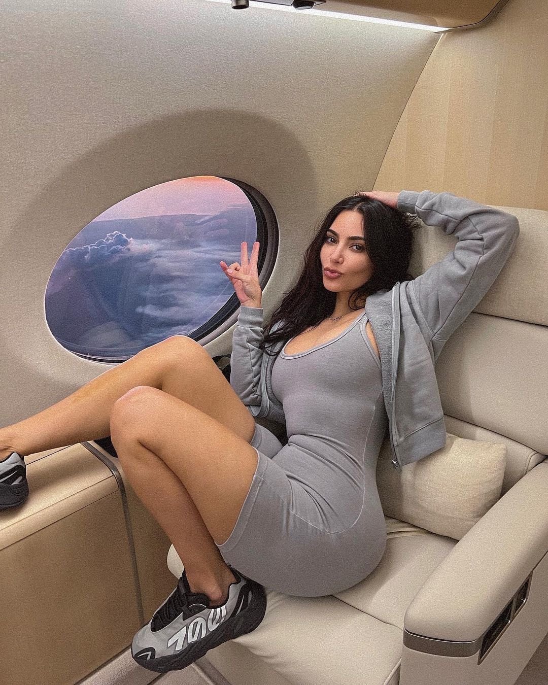 Kim Kardashian v letadle