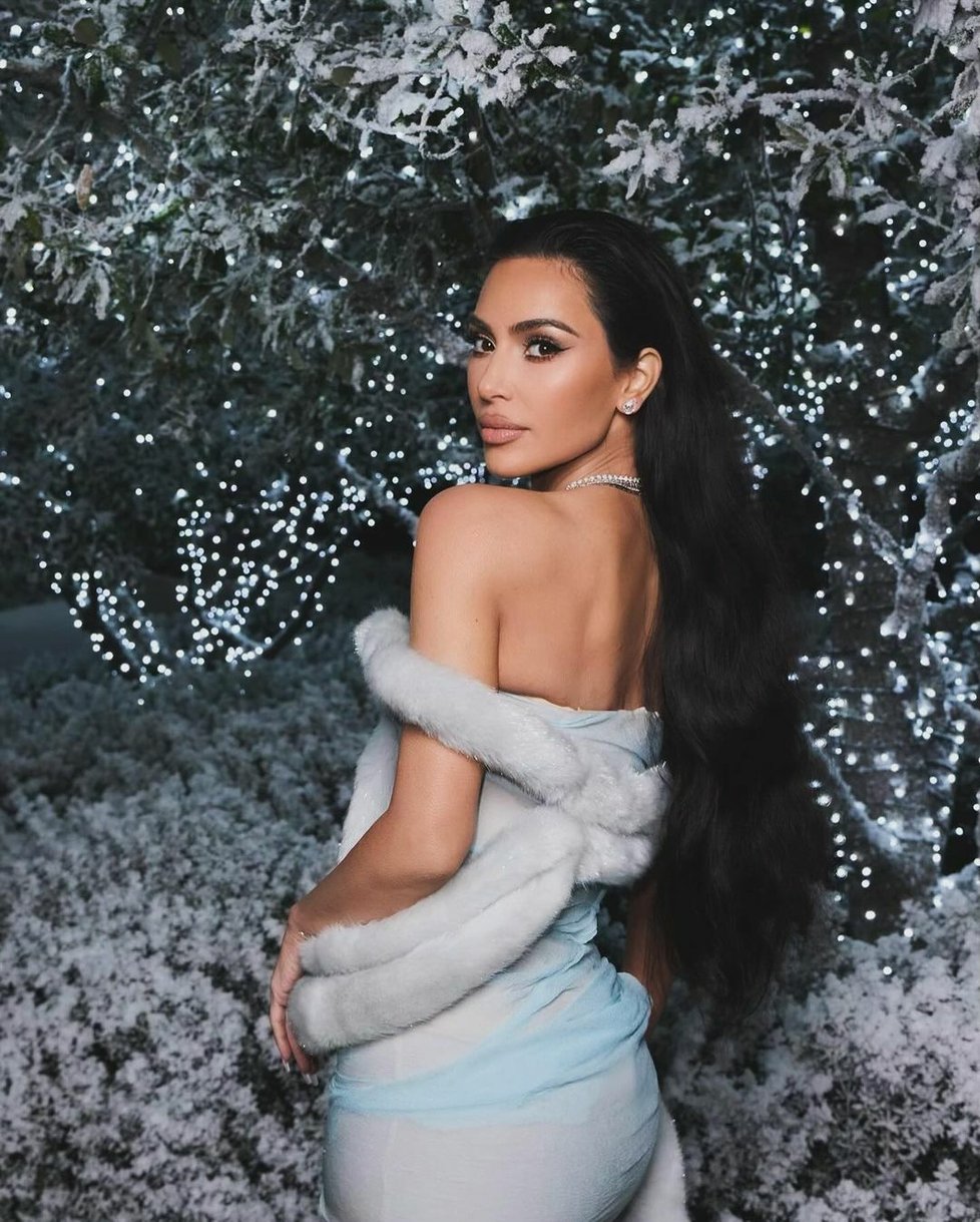 Vánoční party Kim Kardashianové