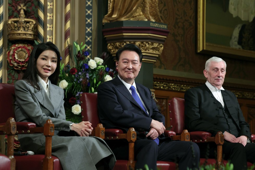 Prezident Jižní Koreje Jun Sok-jol v Anglii (5. 12. 2023).