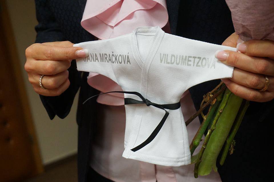 Malé kimono pro Janu Vildumetzovou Mračkovou s černým páskem (21. 12. 2018)