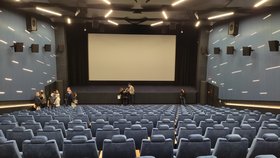 Pohled na hlavní sál kina Svět v Hodoníně.