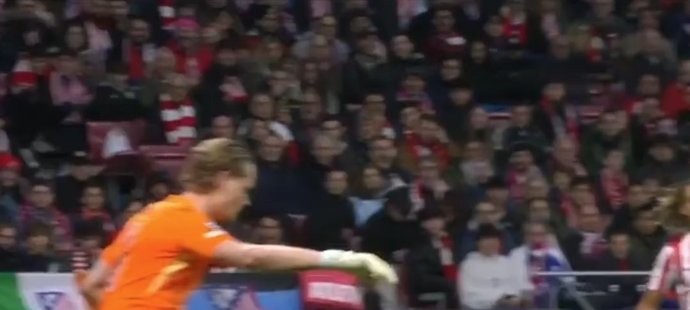 Antonín Kinský při debutu v Lize mistrů.