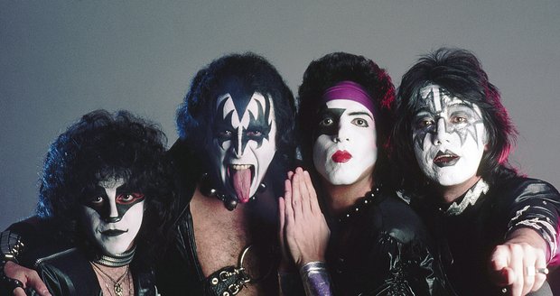 Kiss v původní sestavě: Zleva Peter Criss, Gene Simmons, Ace Frehley a Paul Stanley.