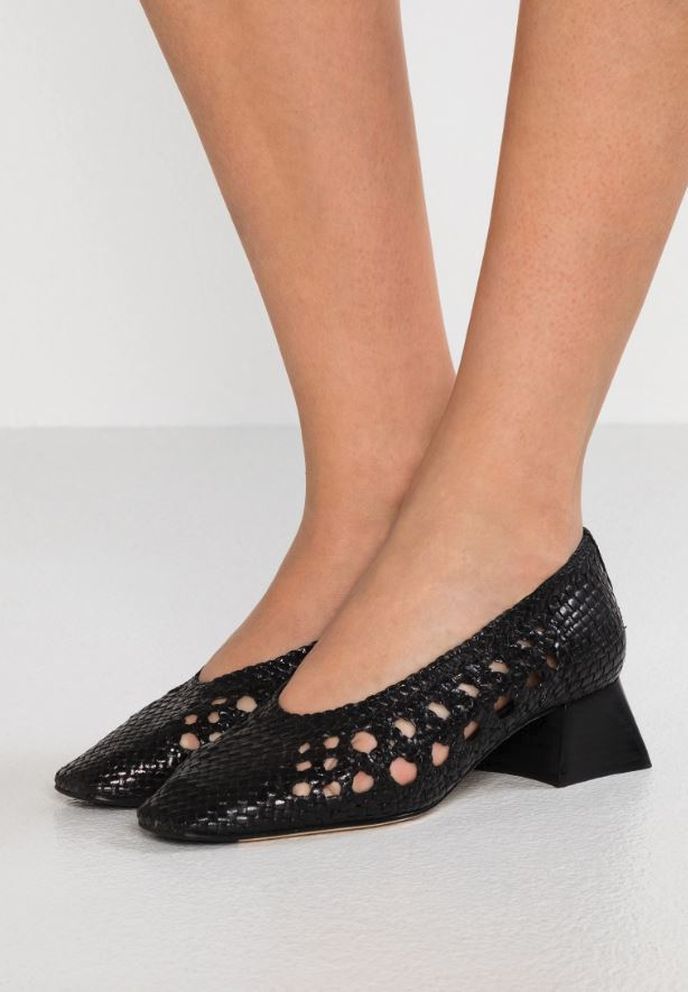Miista, 5720 Kč, prodává Zalando.cz Miista, 5720 Kč, prodává Zalando.cz