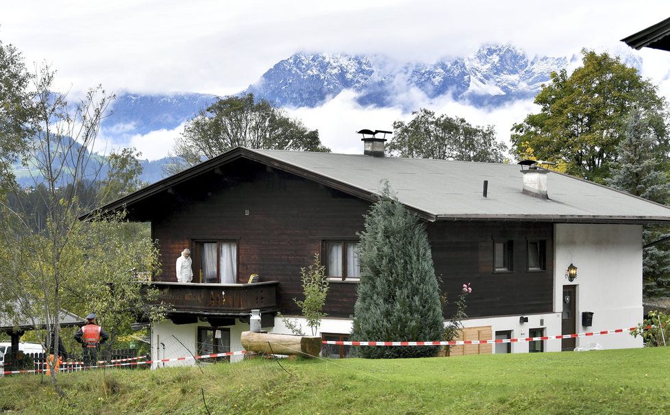 V tomto domě v rakouském Kitzbühelu zavraždil muž svou expřítelkyni a její rodinu.