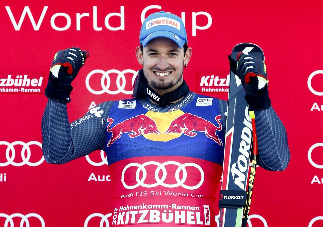 Ital Dominik Paris se raduje z druhého triumfu v rakouském Kitzbühelu