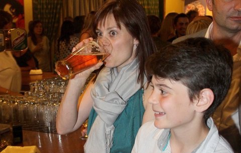 Manželka Trojana Klára: Překonala deprese a se synem (12) vyrazila na pivo