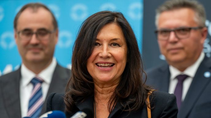 Podnikatelka Klára Sovová, lídryně Motoristů pro komunálky v Praze (12.6.2026) Podnikatelka Klára Sovová, lídryně Motoristů pro komunálky v Praze (12.6.2026)