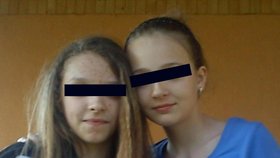 Betonová reklama spadla na nejlepší kamarádky: Timea (12) je zraněná, Klaudia (†11) zemřela!