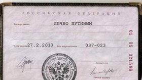 Další vtípek z internetu: Ruský pas Václava Klause