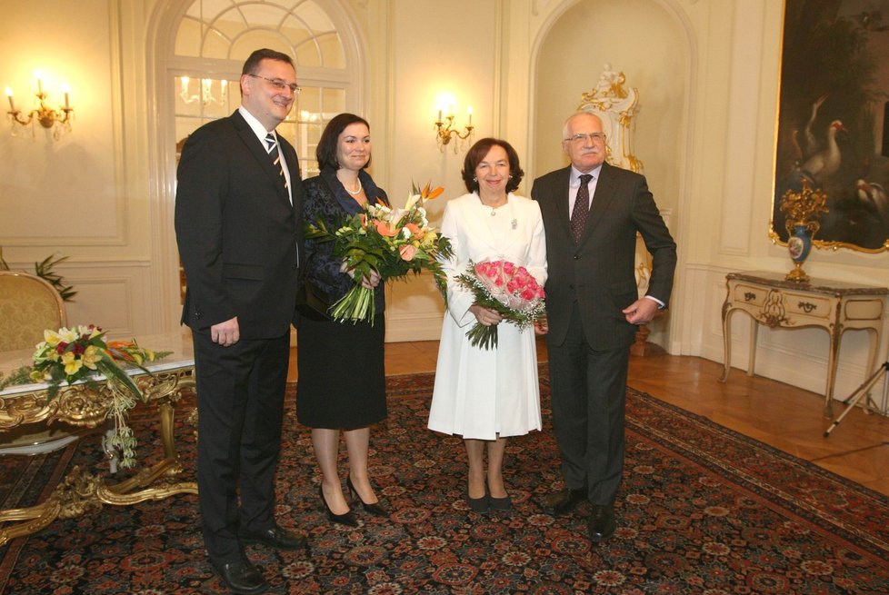 V roce 2011 poobědvali u novoročního menu společně ještě Václav Klaus s první dámou Livií společně s premiérem Petrem Nečasem a jeho manželkou Radkou.