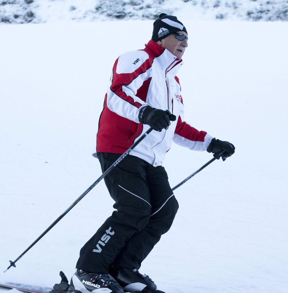 Exprezident Václav Klaus na lyžích ve Špindlerově Mlýně