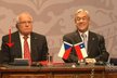 Václav Klaus si v Chile &#34;vypůjčil&#34; pero