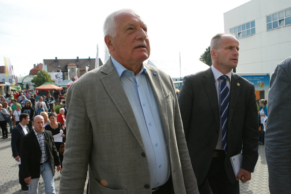 Bývalý prezident Václav Klaus zahájil projekt proti imigraci.