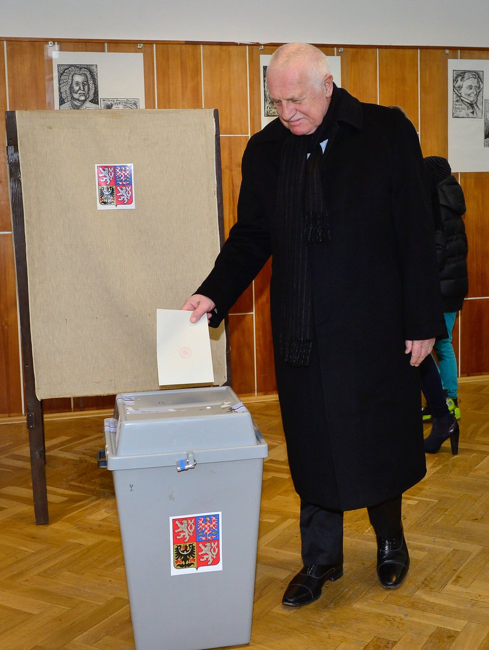 Takhle volil současný prezident Václav Klaus, přímo to neřekl, ale z dřívějších vyslovení vyplývá, že zvolil Miloše Zemana