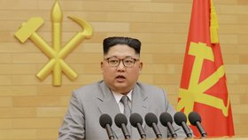 Kim Čong-un ohlásil konec moratoria na jaderné zkoušky a slíbil světu, že ukáže novou strategickou zbraň.