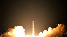 Kim se v projevu pochlubil, že severokorejské rakety mohou zasáhnout celé území USA.