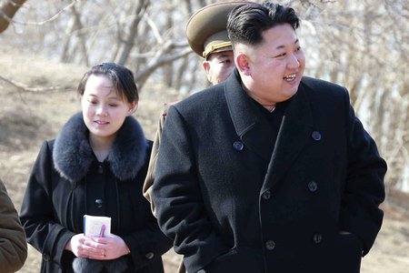 Kim Jo-čong se svým bratrem, severokorejským diktátorem Kim Čong-unem