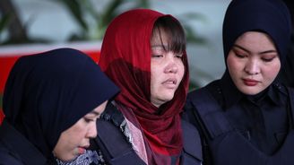 Podivný případ vraždy bratra Kim Čong-Una: Krásná vražedkyně si odseděla jen pár měsíců