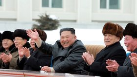 Kim Čong-un slavnostně otevřel letovisko.