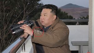 Záhadné bílé fleky na oblečení vůdce KLDR: Hrozí Kimově ochrance trest za pochybení?