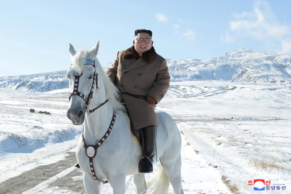 Severokorejský vůdce Kim Čong-un podnikl symbolickou cestu na posvátnou horu.