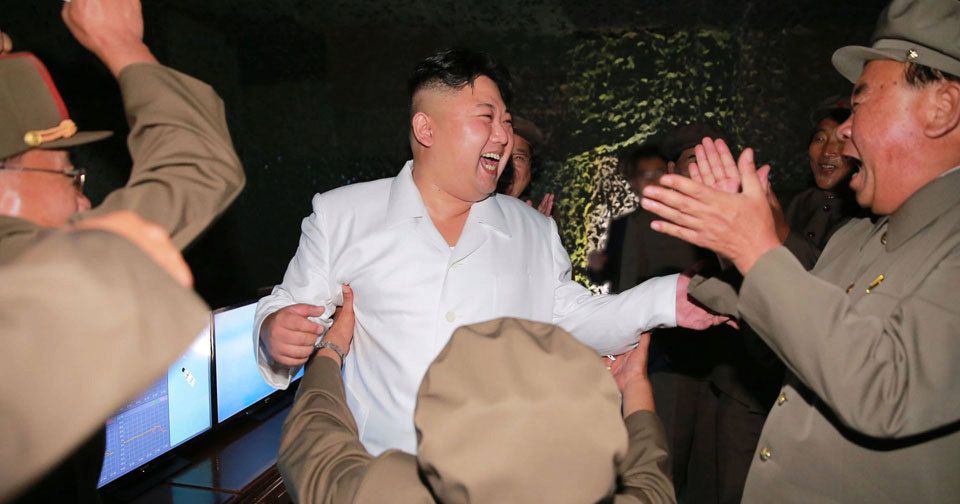 Kim Čong-un vyhlásil party: KLDR slavila odpálení rakety