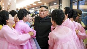 Kim Čong-un vyhlásil party: KLDR slavila odpálení rakety.