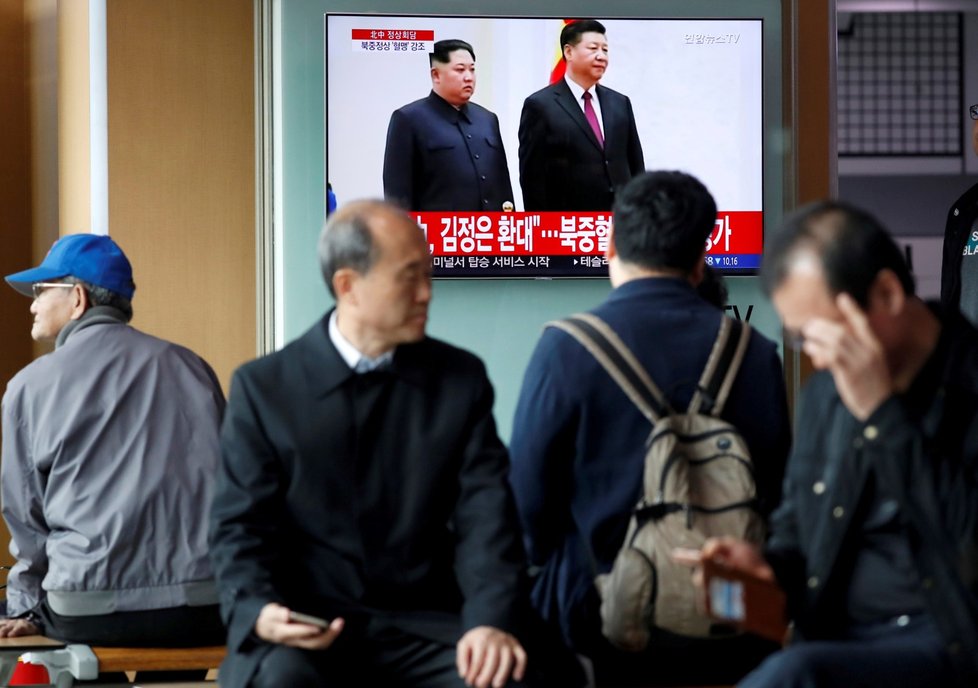 Severokorejský diktátor Kim Čong-un má za sebou první zahraniční cestu. V Číně jednal s prezidentem Si Ťin-pchingem