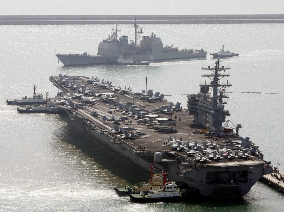 Začalo společné námořní cvičení USA a Jižní Koreje v Tichomoří.