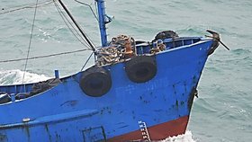 Čínská a japonská vláda pravidelně podniká zátahy na lodě plující do Severní Korey. KLDR se snaží do oblasti Východočínského moře nelegálně dovážet palivo, potraviny a další potřebné suroviny.