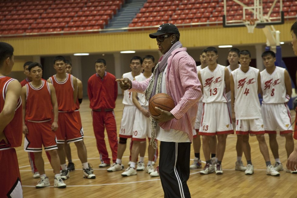 Podle organizátorů cesty by měl Rodman v KLDR připravit přátelský zápas mezi Severní Koreou a týmem složeným z někdejších hráčů NBA, který by měla družstva sehrát 8. ledna u příležitosti Kimových narozenin