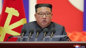 Zasedání vládnoucí strany v KLDR: Diktátor Kim Čong-un (17.6.2023)