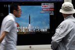 Ve všech japonských televizích se objevily varovné zprávy před posledním raketovým testem KLDR.