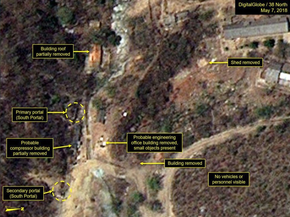 Satelitní snímky ukazují postupnou likvidaci severokorejského jaderného střediska.