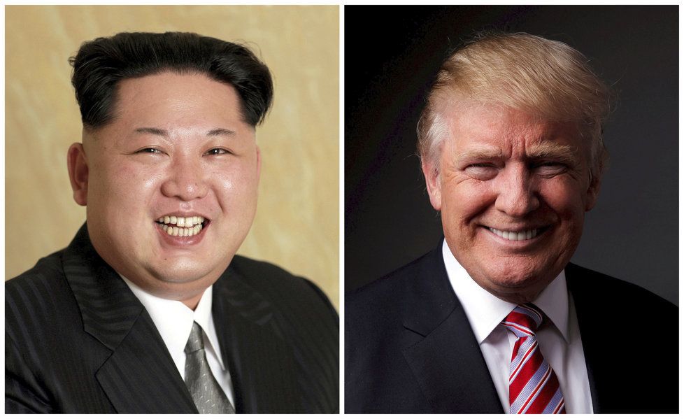 Severokorejský vůdce Kim Čong-un a americký prezident Donald Trump.