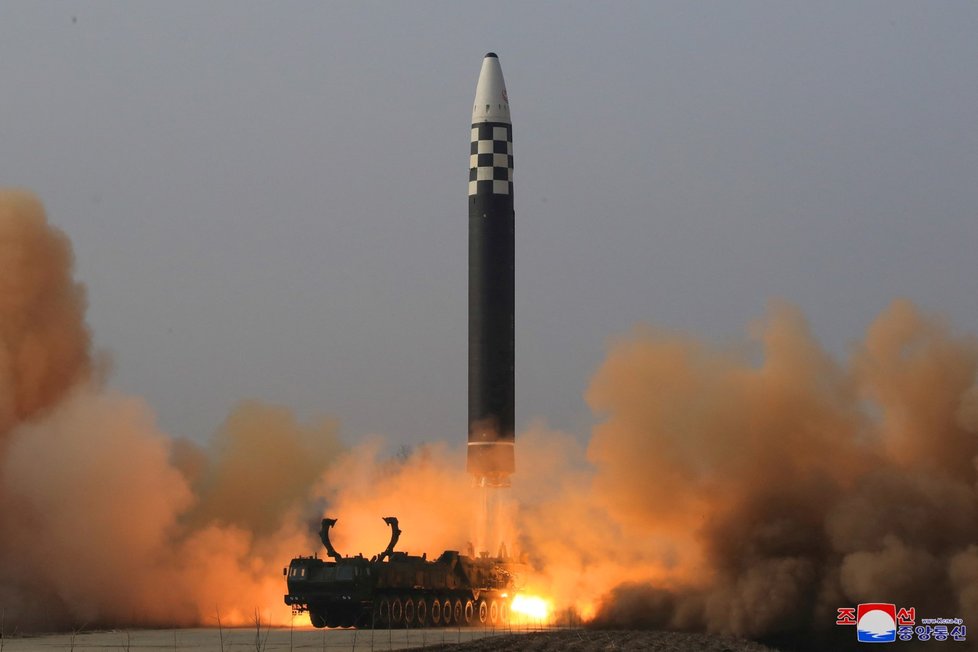 KLDR vyzkoušela &#34;nový typ&#34; mezikontinentální balistické střely (ICBM). (24.3.2022)