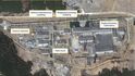 Satelitní snímky ukazují pohyb v hlavním jaderném středisku Jongbjonu