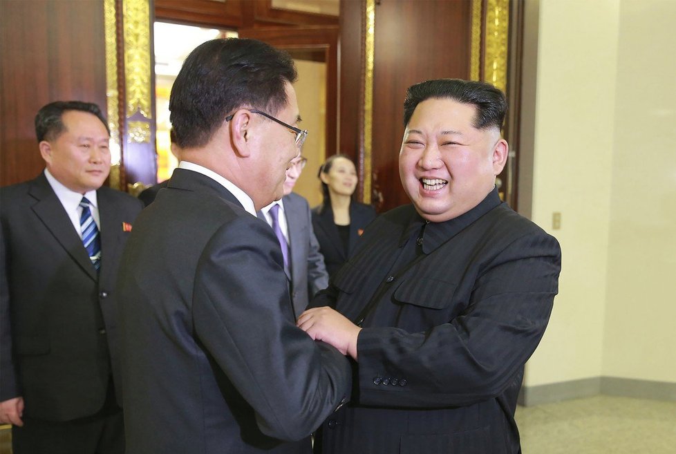 Setkání zástupců KLDR a Jižní Koreji. Přítomen byl i vůdce Kim-Jong un