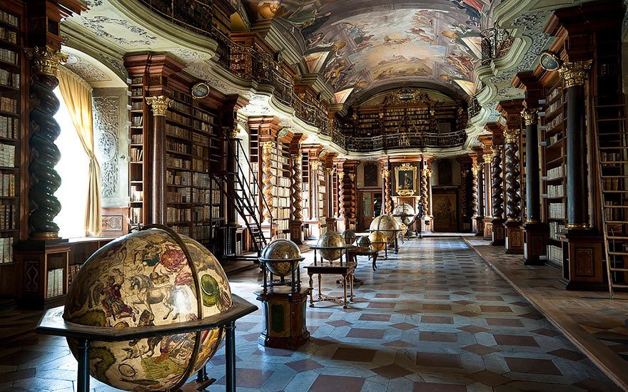 Pražské Klementinum bylo zvolena jako nejkrásnější knihovna světa.