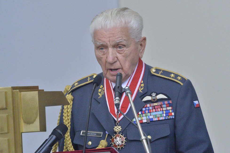 Zemřel Jaroslav Klemeš, poslední výsadkář z druhé světové války. Zemřel ve svých 95 letech.