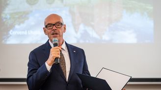 Never more ministerstvu kultury, které hází klacky pod nohy skvělému projektu Česká knihovna Never more ministerstvu kultury, které hází klacky pod nohy skvělému projektu Česká knihovna