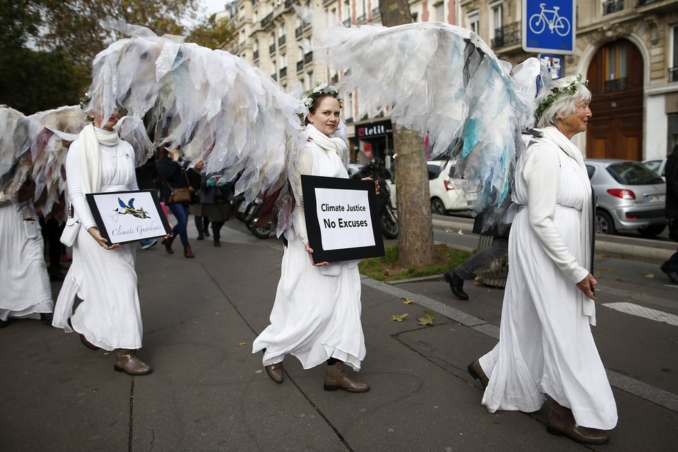 Protesty před klimatickým summitem: Aktivisté v Paříži