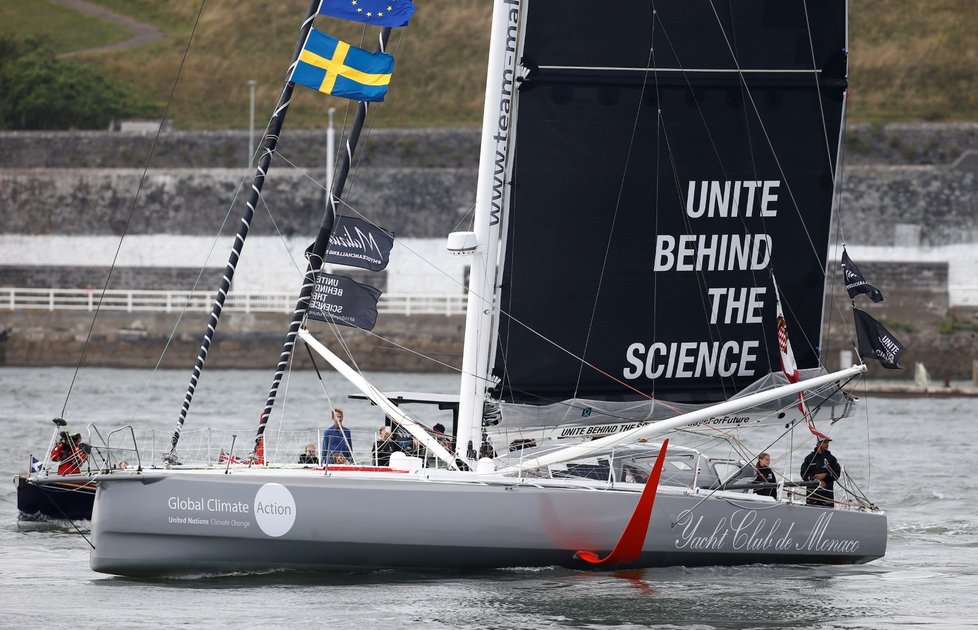 Švédská ekologická aktivistka Greta Thunbergová (16) se vydala z přístavu Plymouth na jihozápadě Anglie na plavbu přes Atlantik. (14.8.2019)