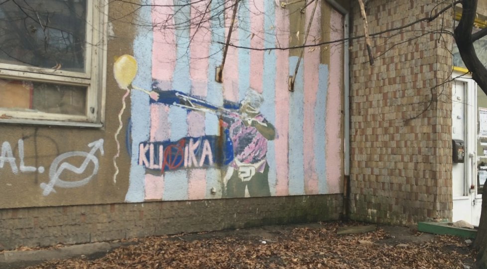 Autonomní centrum Klinika zřejmě ve čtvrtek vystěhují.