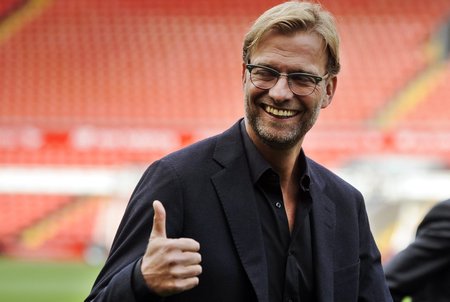 Nový trenér Liverpoolu na své první tiskové konferenci hodně bavil