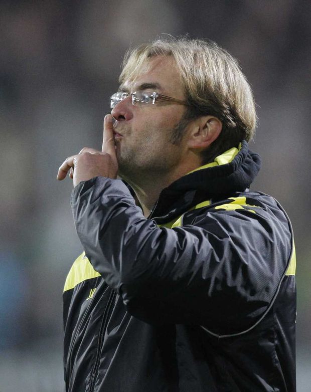 Jürgen Klopp. Trenér, který pozvedl Dortmund. Jürgen Klopp. Trenér, který pozvedl Dortmund.